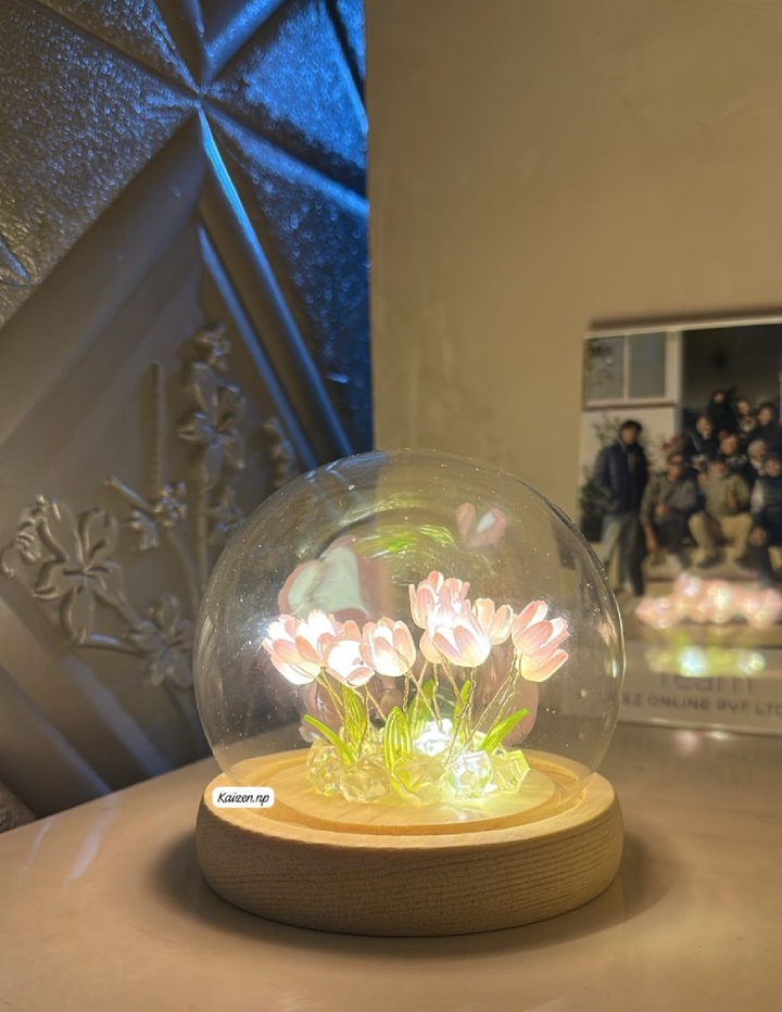 Tulip Design Lamp